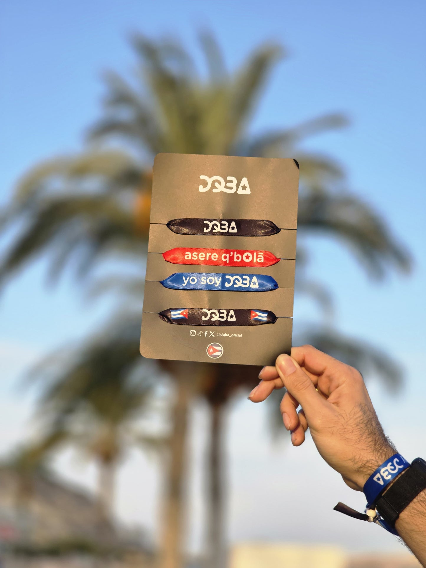Pack exclusivo de 4 pulseras DQBA