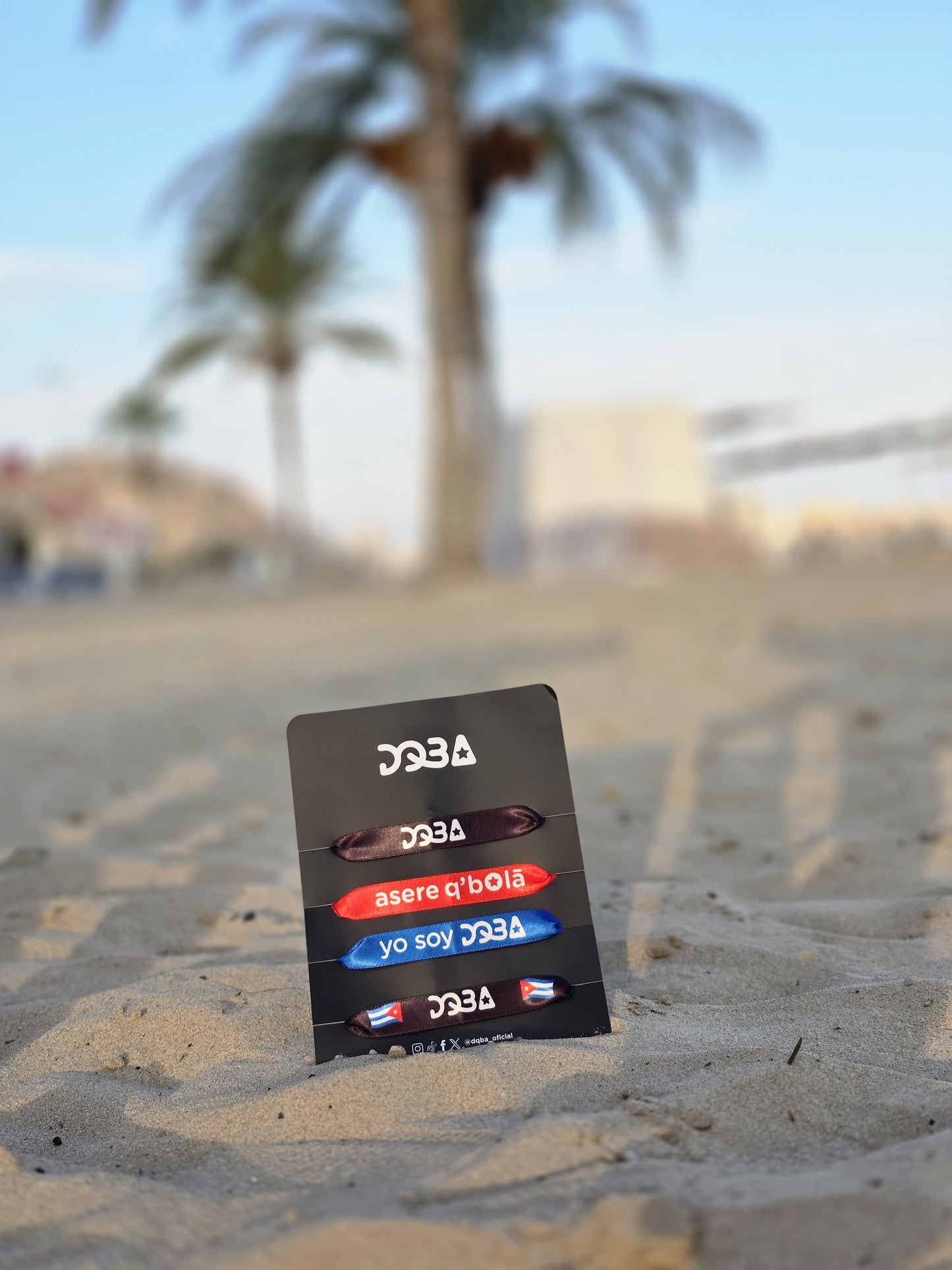 Pack exclusivo de 4 pulseras DQBA